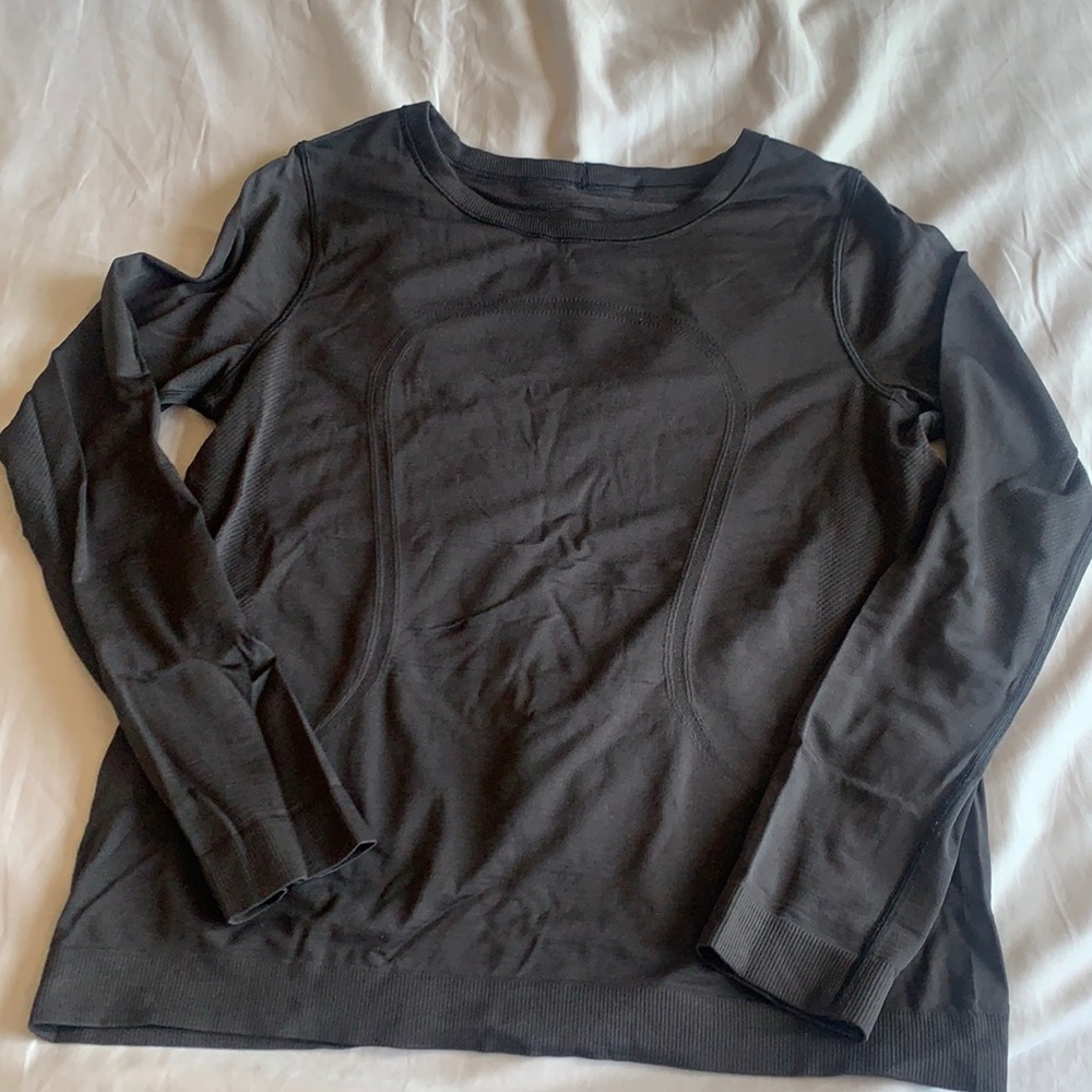 Swiftly Breathe Longsleeve